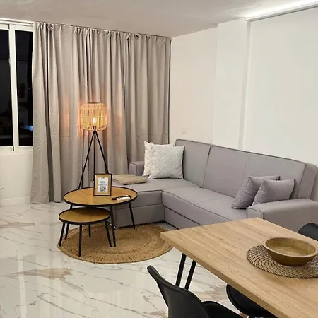 Apartment Molinos Bright *